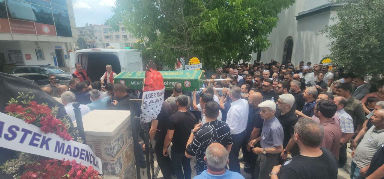 Muğla’da Silahla Başından Vurulmuş Halde Bulunan İş İnsanı Son Yolculuğuna Uğurlandı 6